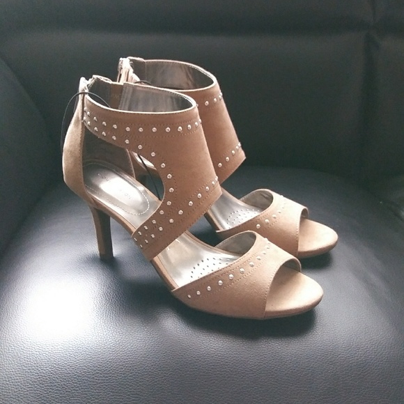 Worthington Shoes -  Worthington Cabo Natural Heels